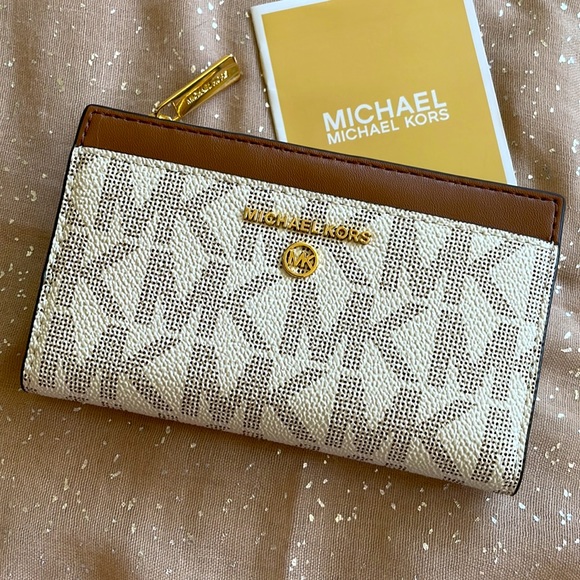 Michael Kors Handbags - Michael Kors Vanilla Logo Print Bifold Snap Wallet w/ Zippered Pocket